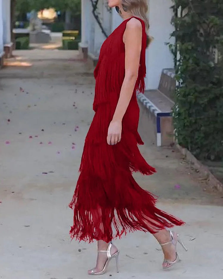 Olivia Effortless Elegance Dress with Off-Shoulder Design